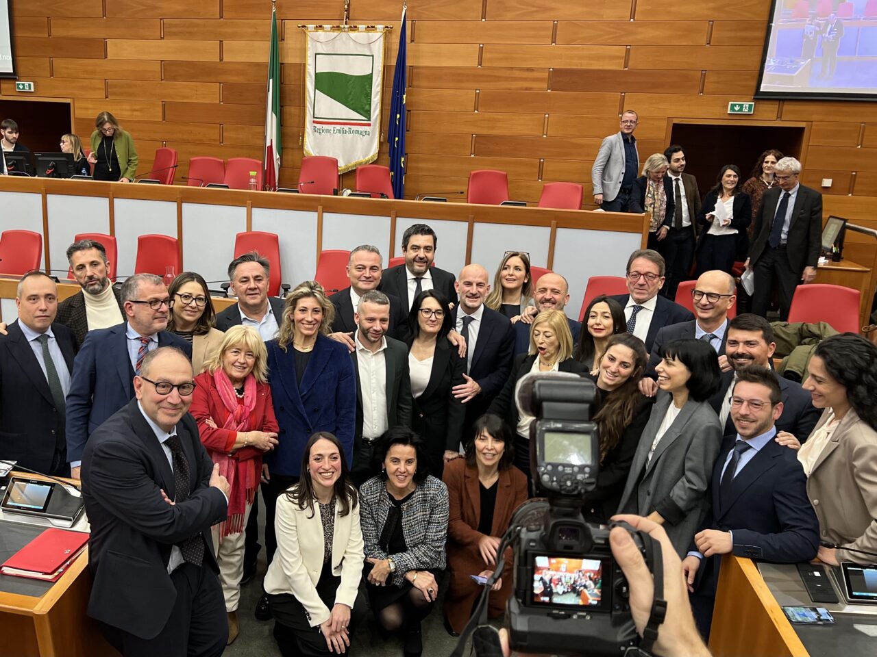 https://www.matteodaffada.it/wp-content/uploads/2024/12/Gruppo-PD-Assemblea-legislativa-1280x960.jpg