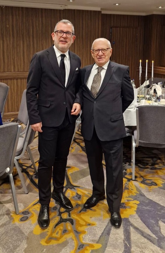 https://www.matteodaffada.it/wp-content/uploads/2025/02/Dinner-Con-Roberto-Cardinali.jpg