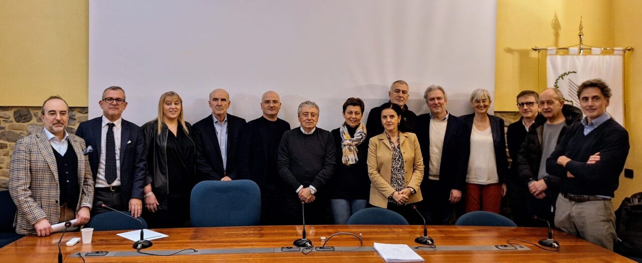 https://www.matteodaffada.it/wp-content/uploads/2025/02/Langhirano-con-Baruffi-1280x525.jpg